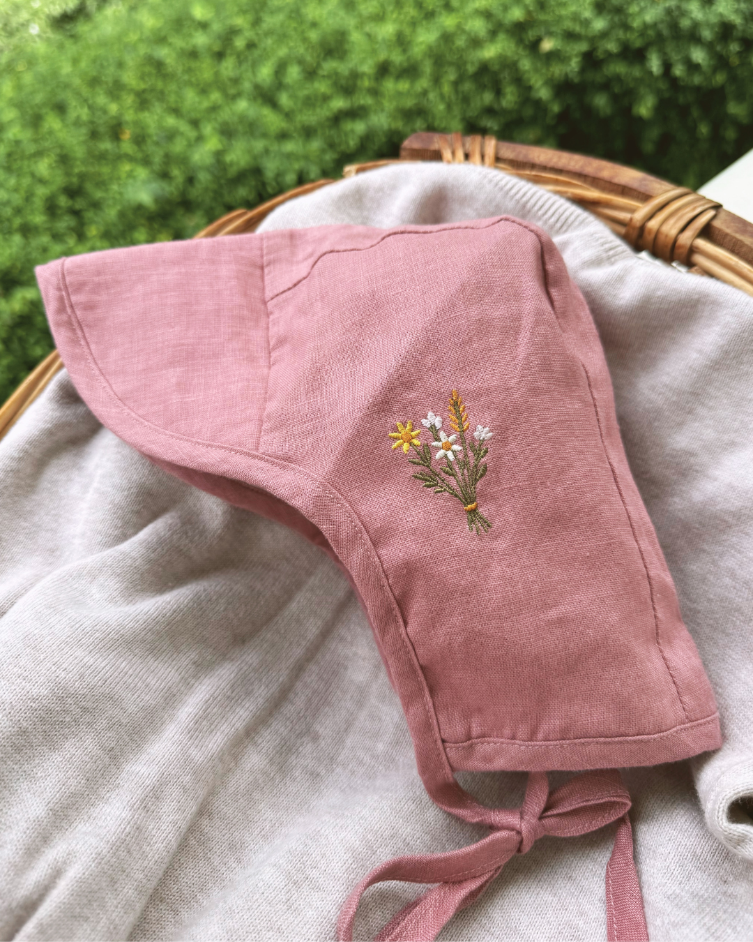 Wildflower Waltz Bonnet